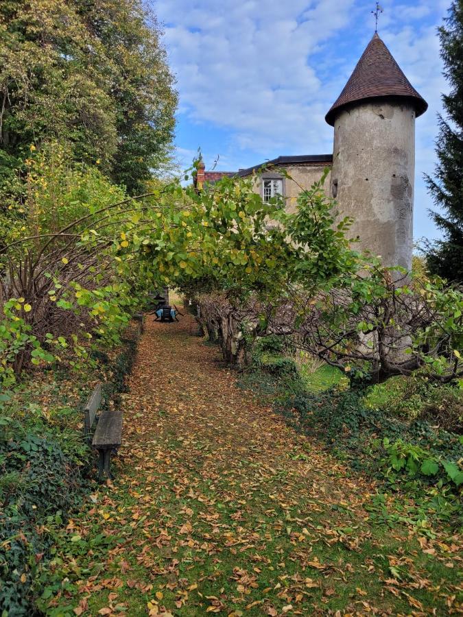 Gites Le Vieux Vinzelles Volvic Kültér fotó